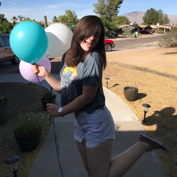 Meet your Posher, Alicia - Picture 4 of 8